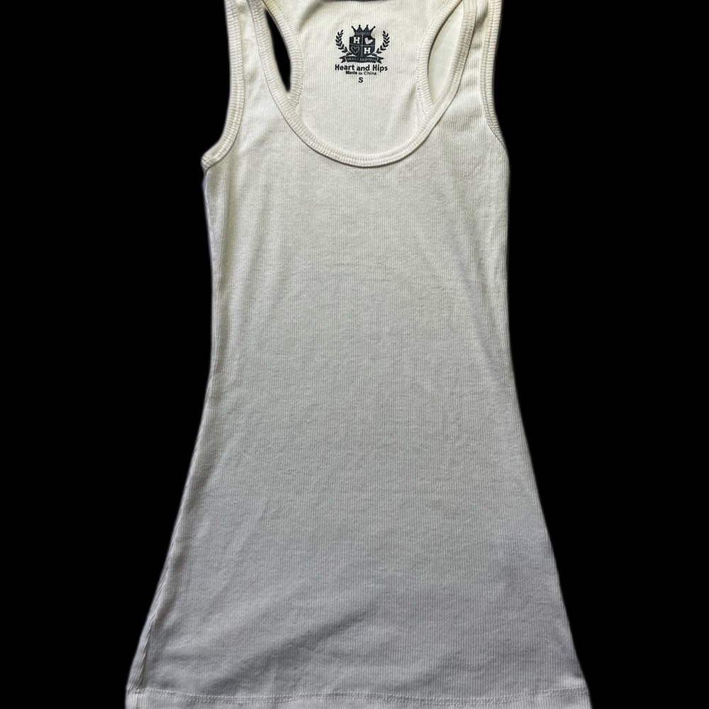 adorable cream/white tank top!